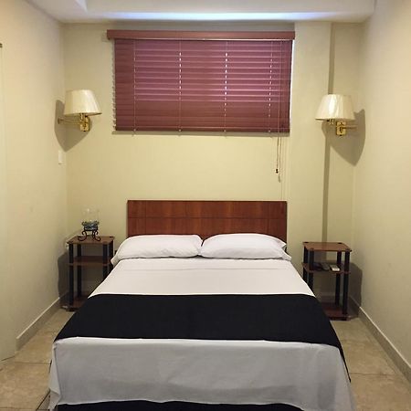 El Patio Suites II Guayaquil Exteriör bild