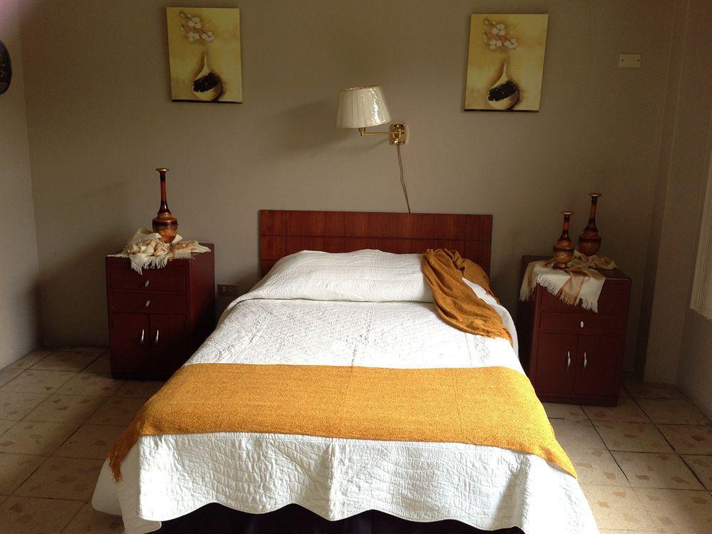 El Patio Suites II Guayaquil Exteriör bild