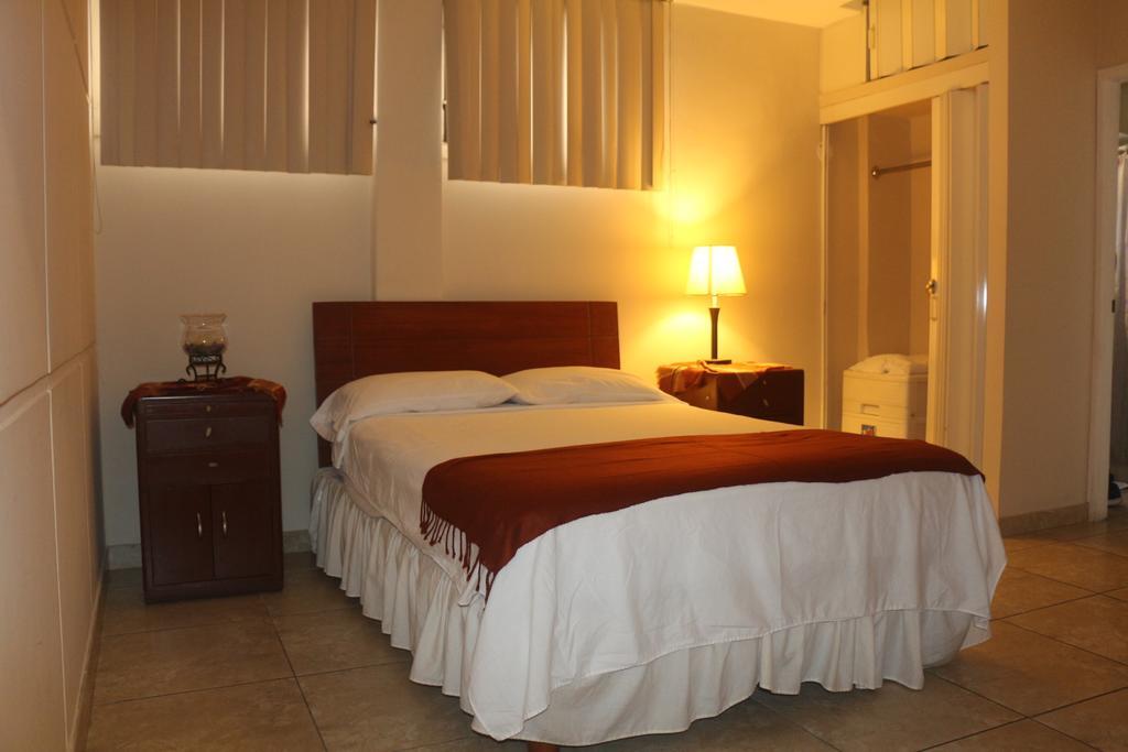 El Patio Suites II Guayaquil Exteriör bild
