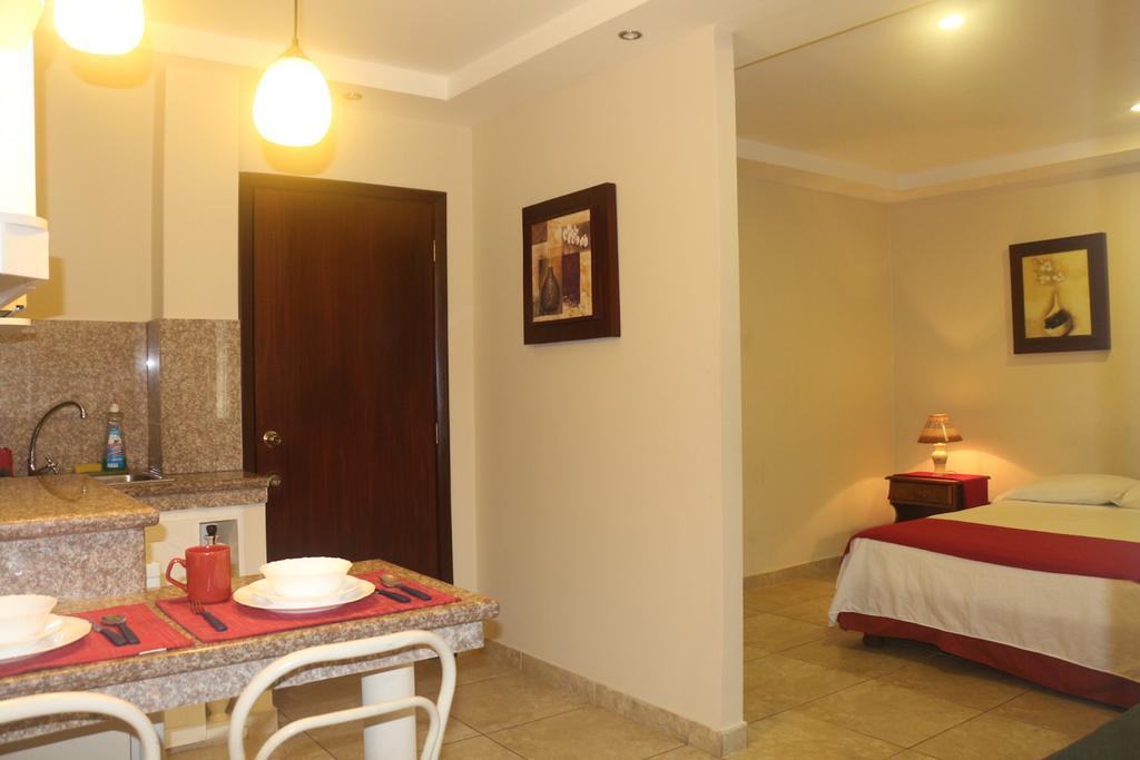 El Patio Suites II Guayaquil Exteriör bild