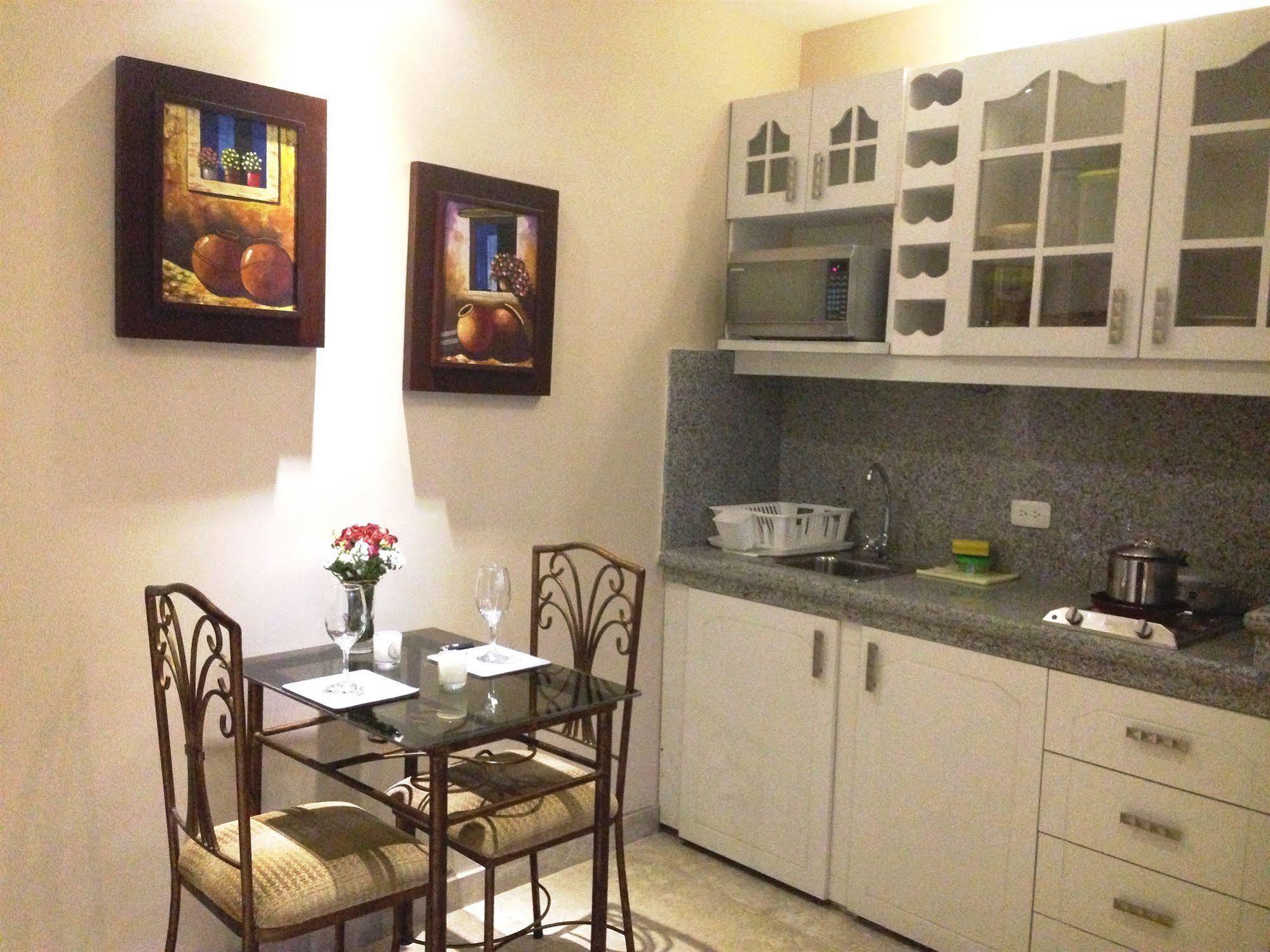 El Patio Suites II Guayaquil Exteriör bild