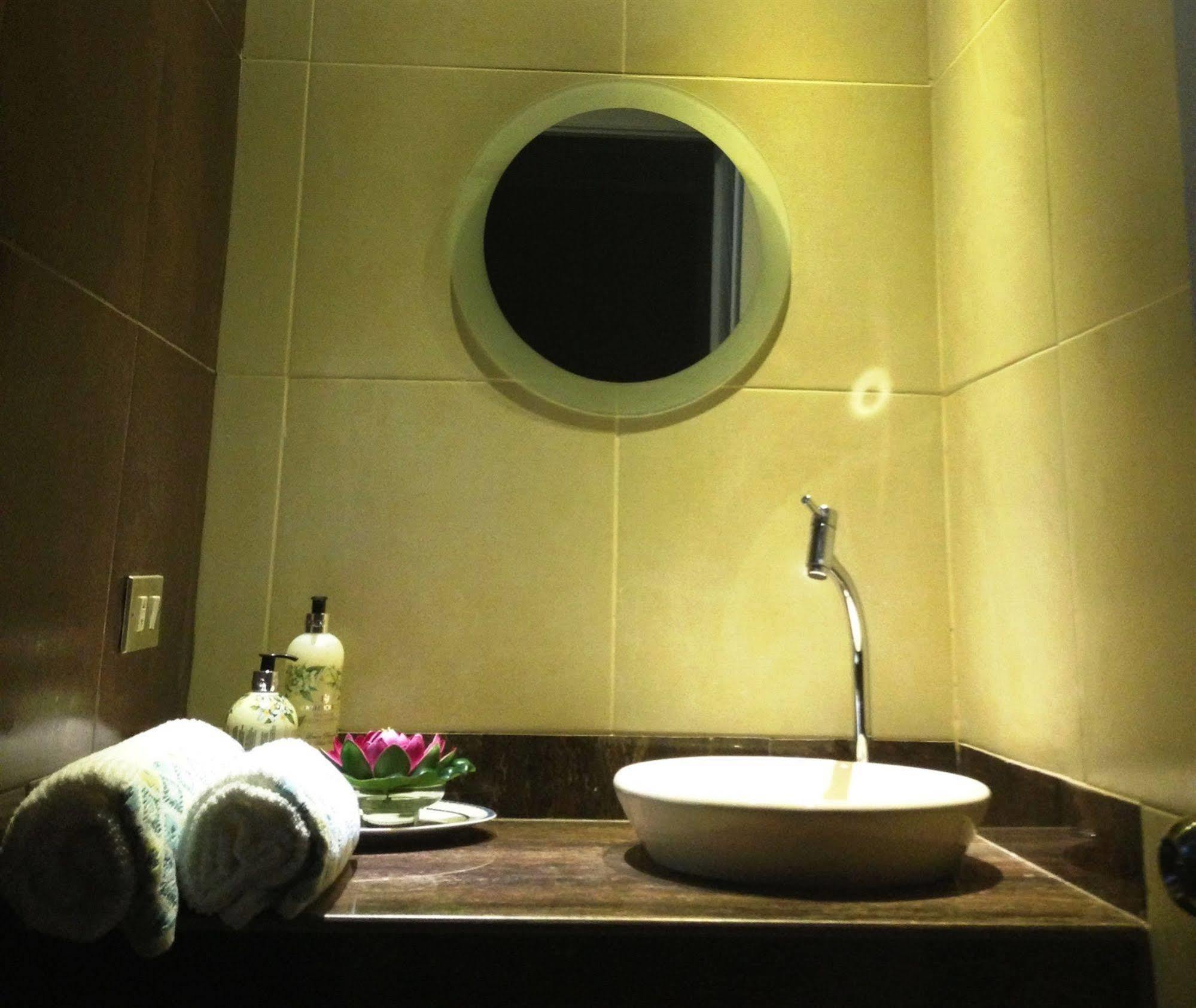 El Patio Suites II Guayaquil Exteriör bild