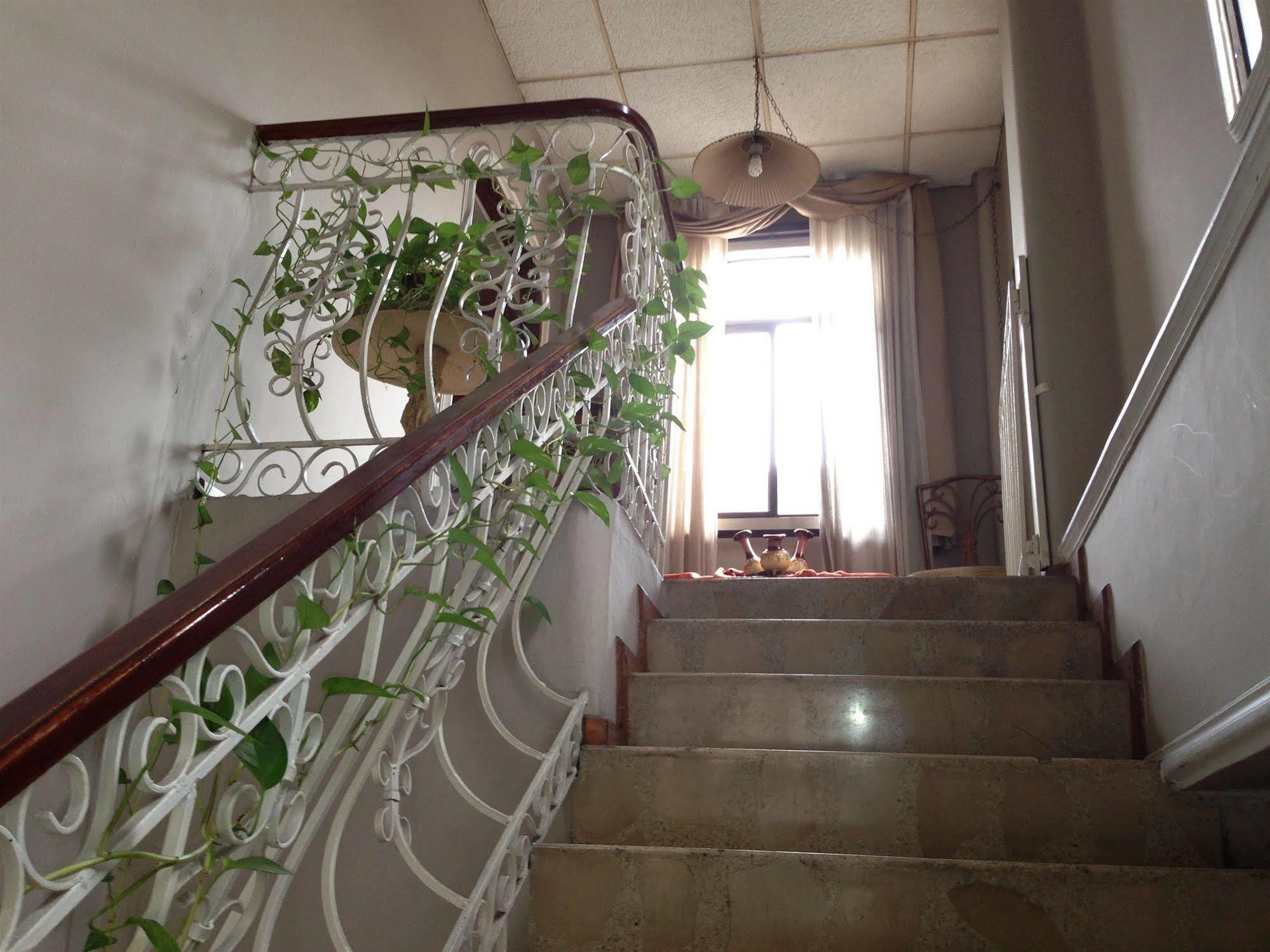 El Patio Suites II Guayaquil Exteriör bild